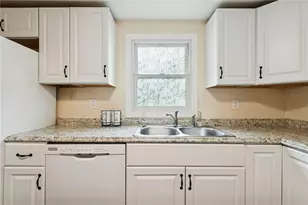 152 College Ave, Pittsburgh, PA 15239 - Photo 10