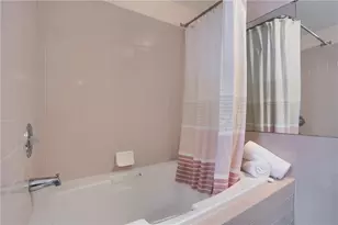 2814 Leona Ln, Robinson Twp, PA 15108 - Photo 28