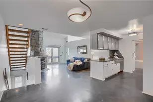 2814 Leona Ln, Robinson Twp, PA 15108 - Photo 4