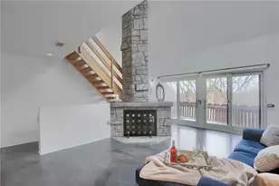 2814 Leona Ln, Robinson Twp, PA 15108 - Photo 6