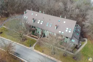 2814 Leona Ln, Robinson Twp, PA 15108 - Photo 2