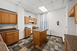 910 E Maiden St, Washington, PA 15301 - Photo 16