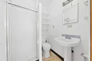 910 E Maiden St, Washington, PA 15301 - Photo 6