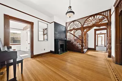 910 E Maiden St, Washington, PA 15301 - Photo 8