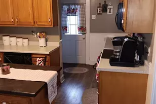 518 Walnut Ave, Scottdale, PA 15683 - Photo 12