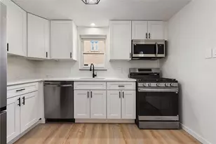 6424 Swan Dr, Verona, PA 15147 - Photo 2