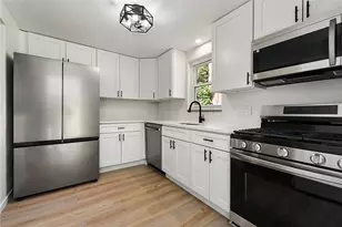 6424 Swan Dr, Verona, PA 15147 - Photo 4