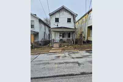 804 Lamont St, Stowe Township, PA 15136 - Photo 1