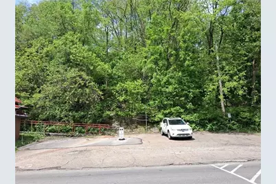 665 Bower Hill Rd., Bridgeville, PA 15017 - Photo 8