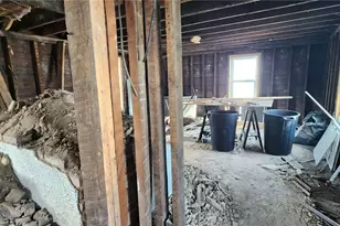 423 3rd St, Luzerne Township, PA 15413 - Photo 8