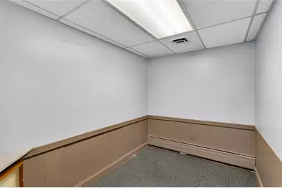 5600 Brownsville Rd, Pittsburgh, PA 15236 - Photo 16