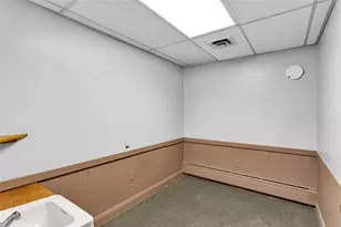 5600 Brownsville Rd, Pittsburgh, PA 15236 - Photo 18