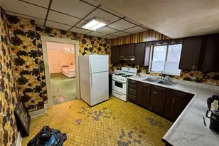 185 Brand Ave, Findlay Township, PA 15126 - Photo 8