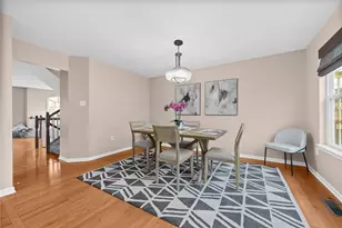 246 Maple Ridge Dr, Canonsburg, PA 15317 - Photo 10