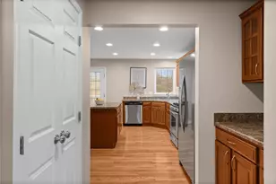 246 Maple Ridge Dr, Canonsburg, PA 15317 - Photo 20