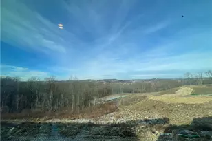 438 Hawthorn Hill Dr, Canonsburg, PA 15317 - Photo 10