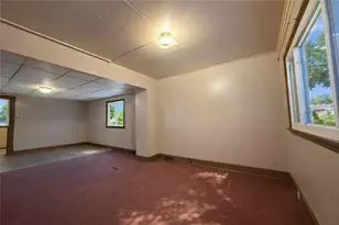 407 Mitchell Ave, Butler, PA 16001 - Photo 6