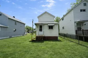 407 Mitchell Ave, Butler, PA 16001 - Photo 4