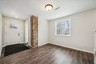 1095 Francis Blvd, New Kensington, PA 15068 - Photo 6