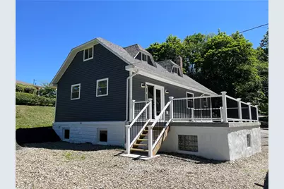 1095 Francis Blvd, New Kensington, PA 15068 - Photo 2