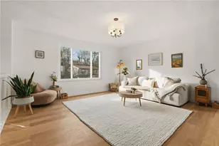 2289 Chapparal Dr, Pittsburgh, PA 15239 - Photo 10