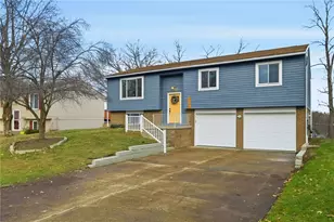 2289 Chapparal Dr, Pittsburgh, PA 15239 - Photo 1