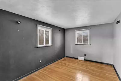 221 Roxbury Dr, Hempfield Township, PA 15601 - Photo 24