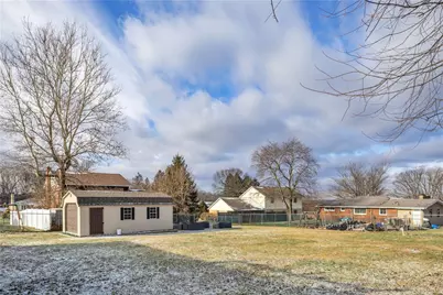 221 Roxbury Dr, Hempfield Township, PA 15601 - Photo 36