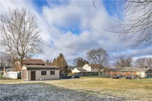 221 Roxbury Dr, Hempfield Township, PA 15601 - Photo 36