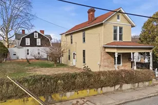 420 Carson St, Monongahela, PA 15063 - Photo 2