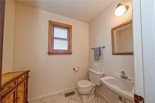 182 Woodhaven Dr, Seven Fields Boro, PA 16046 - Photo 12