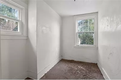 2349 Hazelton St, Pittsburgh, PA 15214 - Photo 10