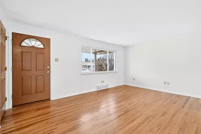 451 Dennison Dr, West Mifflin, PA 15122 - Photo 4