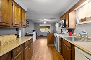 2297 Jacob St, Pittsburgh, PA 15234 - Photo 12