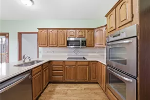 2478 Matterhorn Dr, Pittsburgh, PA 15090 - Photo 18