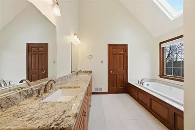 2478 Matterhorn Dr, Pittsburgh, PA 15090 - Photo 30