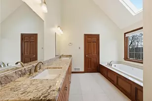 2478 Matterhorn Dr, Pittsburgh, PA 15090 - Photo 30