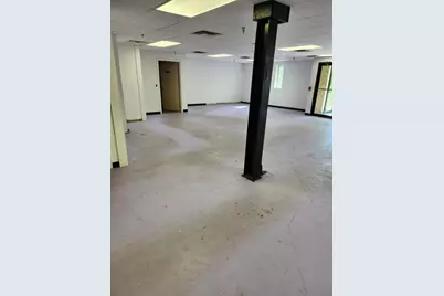 451 Rochester Rd, Ross Twp, PA 15237 - Photo 14