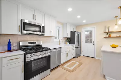 3842 Greensburg Pike, Pittsburgh, PA 15221 - Photo 6