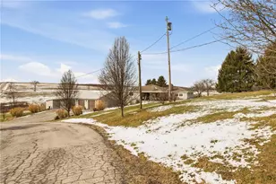 599 Brown Rd, Bullskin Township, PA 15610 - Photo 4