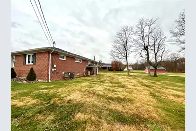 113 Memorial St, Dunbar, PA 15431 - Photo 4