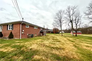 113 Memorial St, Dunbar, PA 15431 - Photo 4