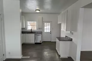 1028 Broad, Belle Vernon, PA 15012 - Photo 10