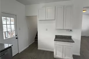 1028 Broad, Belle Vernon, PA 15012 - Photo 12