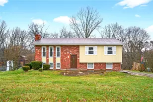 113 Redbud Dr, Chippewa Township, PA 15010 - Photo 2