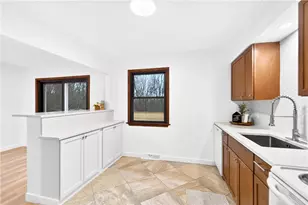 113 Redbud Dr, Chippewa Township, PA 15010 - Photo 10