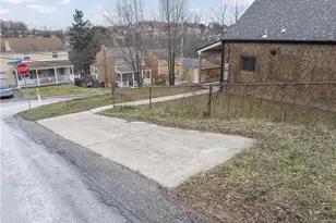 1840 Fairacres Ave, Beechview, PA 15216 - Photo 26