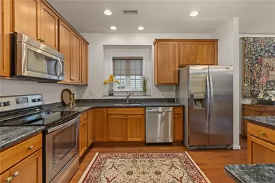 137 Freedom Ln, Ohio Township, PA 15143 - Photo 10