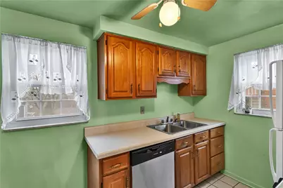 571 Helena St, East McKeesport, PA 15035 - Photo 16