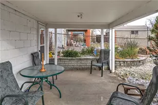 571 Helena St, East McKeesport, PA 15035 - Photo 6